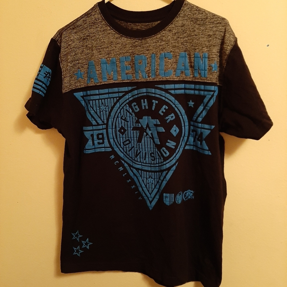 Men's American Fighter t-shirt. Size large.